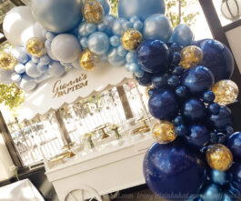 Trang trí xe kem sinh nhật với bóng màu xanh dương đậm nhạt
