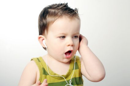 toddler hearing concerns Sept2004 iStock