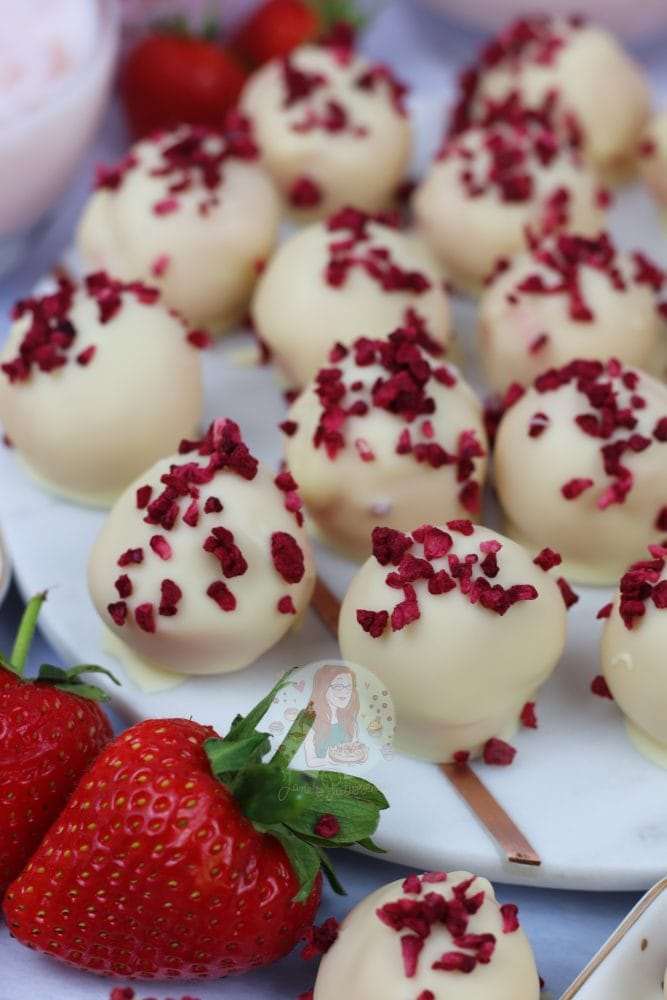 1639641341 66 Baileys Strawberry Truffles