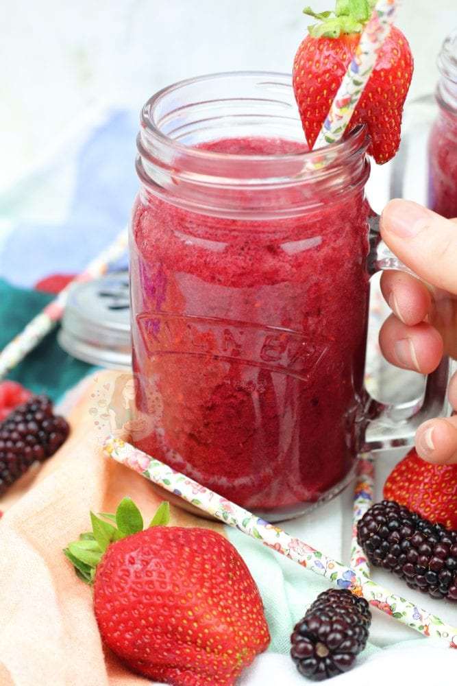 1639645966 122 Summer Berry Smoothie