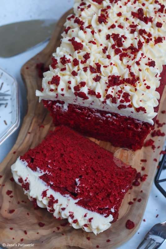 1639665586 838 Red Velvet Loaf Cake