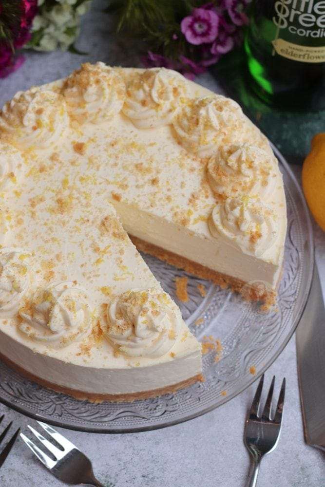 1639684278 14 Lemon and Elderflower Cheesecake