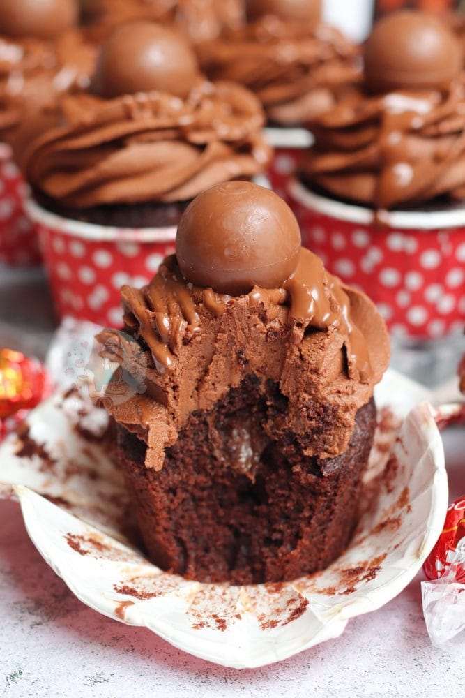 1639688926 163 Lindt Chocolate Cupcakes