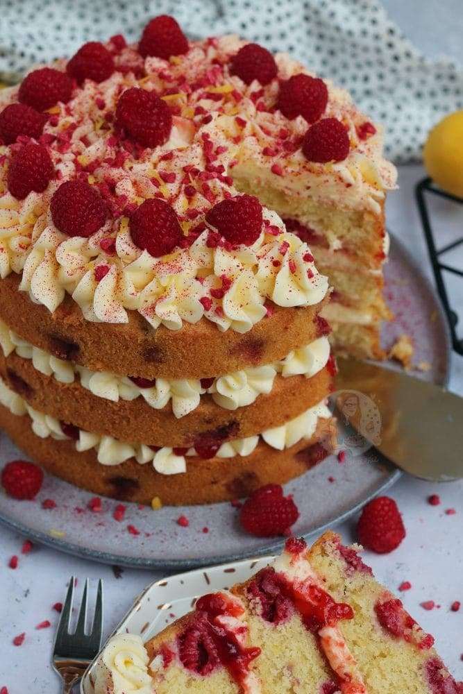 1639698484 705 Lemon and Raspberry Cake