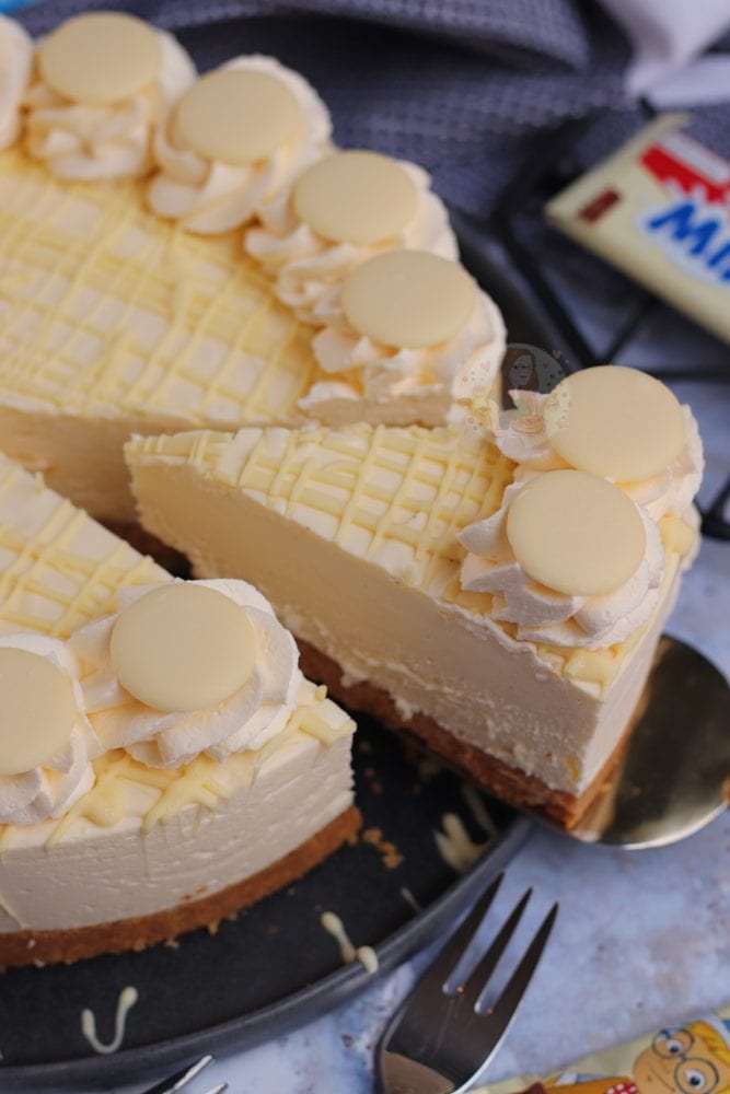 1639709924 25 Milkybar Cheesecake