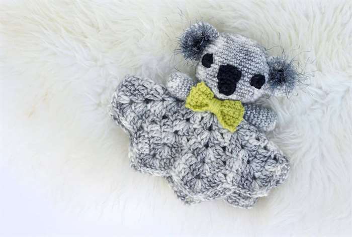 baby shower gift koala friend