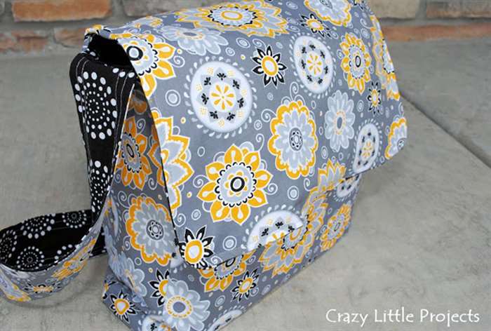 baby shower gift diaper bag 