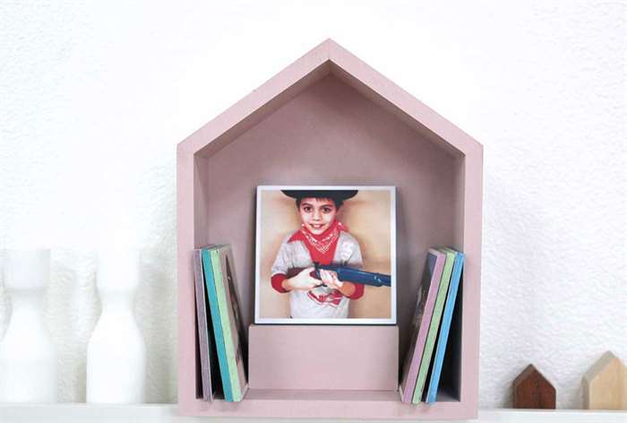 baby shower gift photo display 