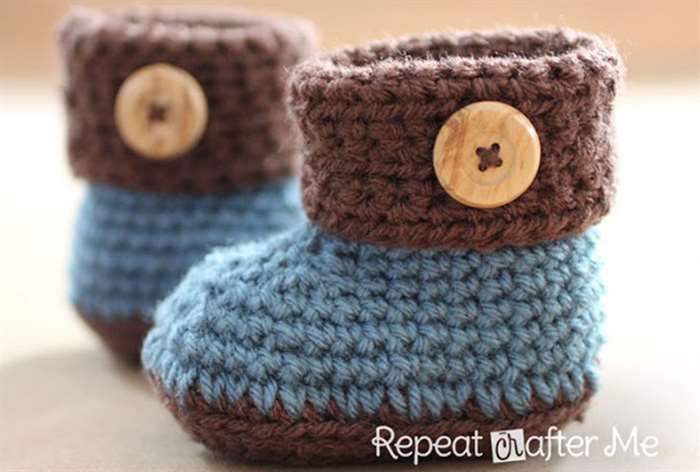 baby shower gift cuffed baby booties 