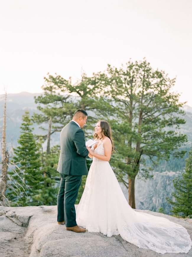 Đáng giá The Trek Yosemite Sunrise Elopement