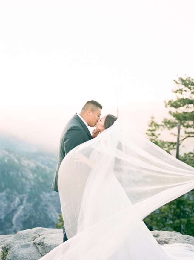 Đáng giá The Trek Yosemite Sunrise Elopement