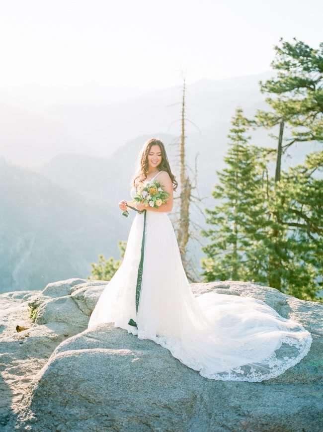 Đáng giá The Trek Yosemite Sunrise Elopement