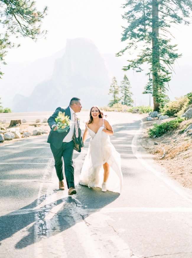 Đáng giá The Trek Yosemite Sunrise Elopement