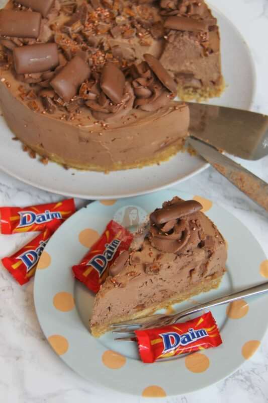 1639856870 236 No Nke Daim Bar Cheesecake