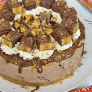 1639864189 823 Banh pho mai Crunchie Cheesecake To ong Khong Nuong