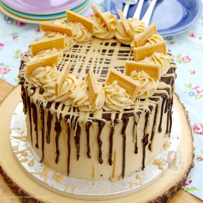 1639874624 686 Caramac Drip Cake