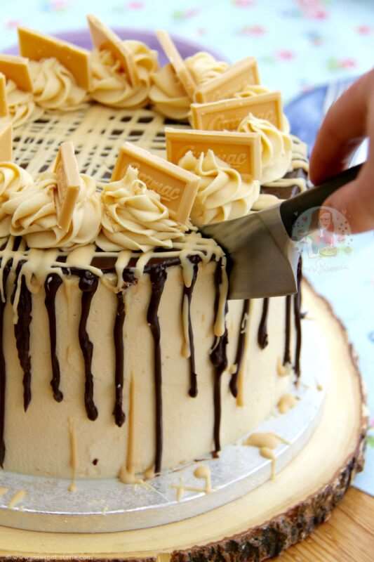 1639874626 433 Caramac Drip Cake