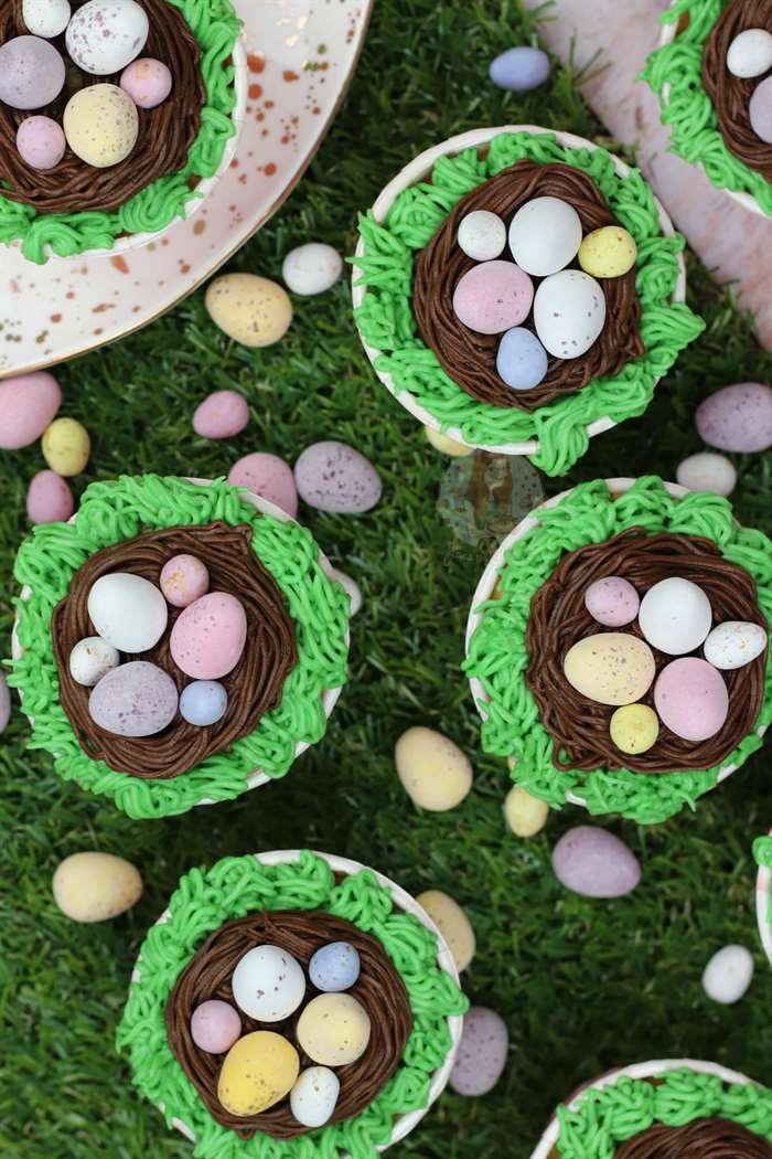 1639876204 203 Banh Cupcakes cua Easter Nest