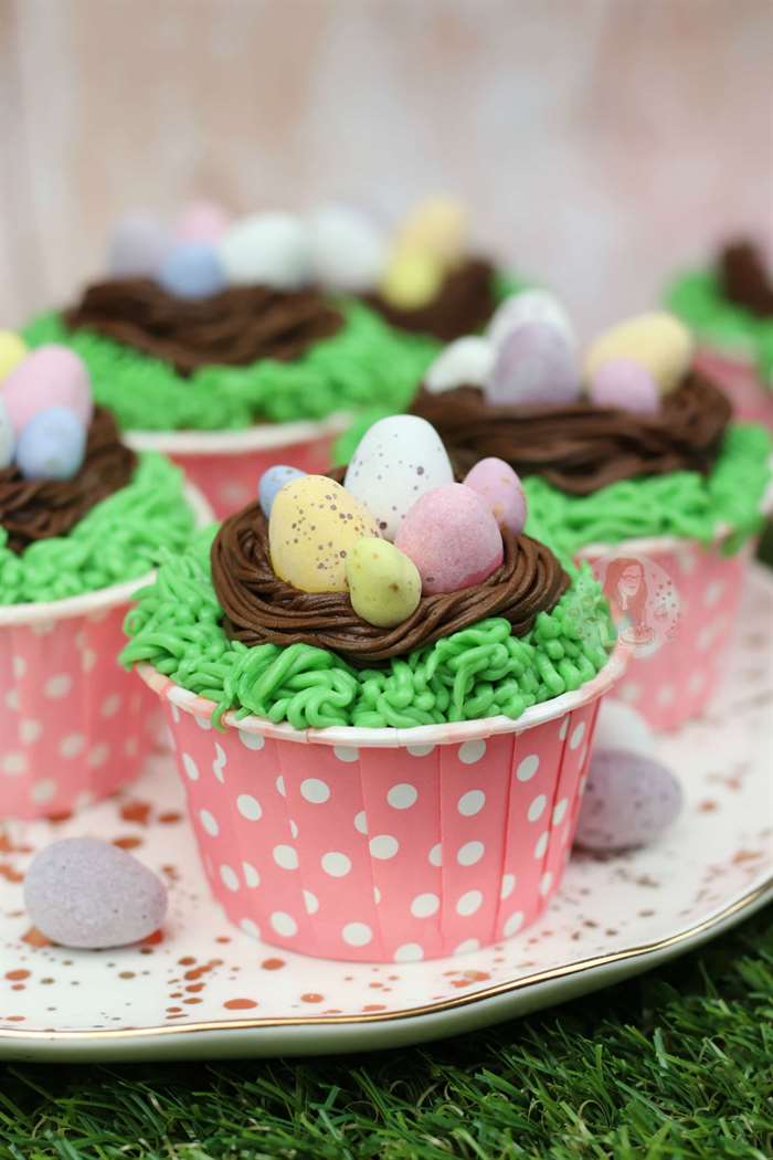 1639876209 325 Banh Cupcakes cua Easter Nest