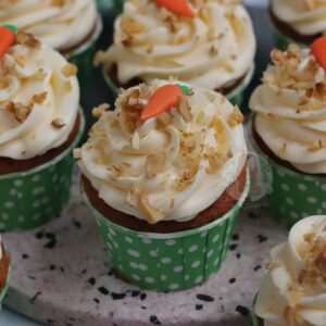 1639879858 932 Carrot Cake Cupcakes