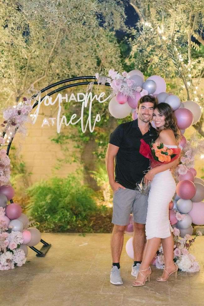 1639923129 12 A Rom Com Bridal Shower cho Ashley Iaconetti