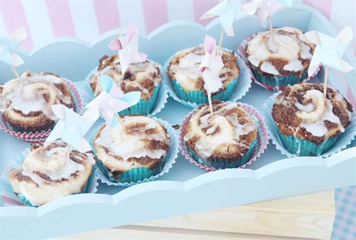 baby shower food cinnamon roll muffin