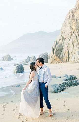 Beach Vow Renewal trong Big Sur - Lấy cảm hứng từ điều này