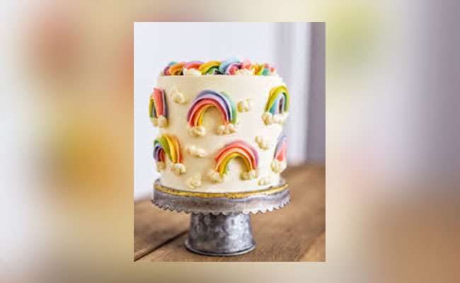 Bánh sinh nhật cầu vồng Buttercream