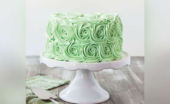 Curlicue The Frosting Birthday Cake Design