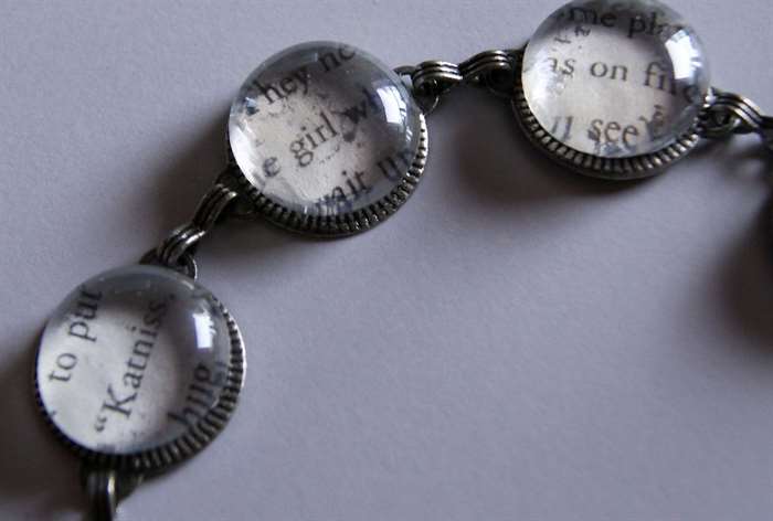 gifts for readers book page bracelet