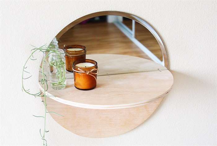 housewarming gift ideas round mirrow shelf