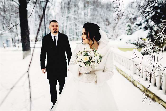 phụ kiện đám cưới mùa đông