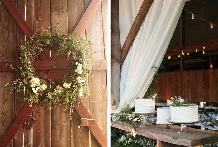 barn wedding ideas wreath on door