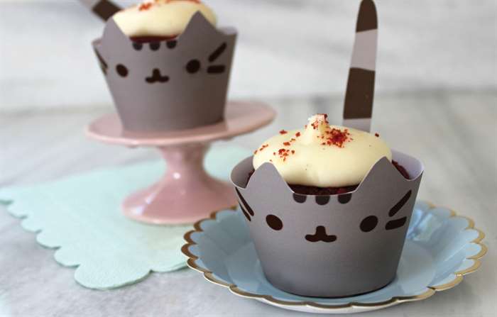 Pusheen Cupcake Holders