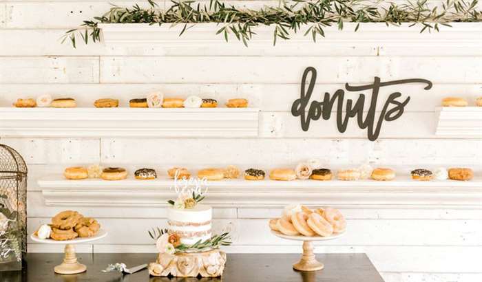 shelve display donut dessert wall