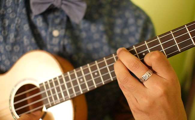 Bộ đàn ukulele