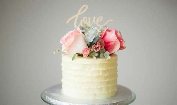 tình yêu là bánh cô dâu đơn giản