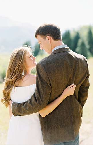 Mountaintop Engagement Photos 