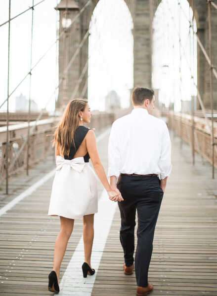 1640569914 973 NYC Brooklyn Bridge Engagement Photos