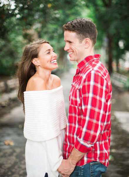 1640569920 616 NYC Brooklyn Bridge Engagement Photos