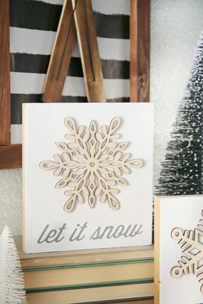 Winter Decorating Idea by http://splashofsomething.com/2011/05/13/lantern-diy-let-there-be-light/ - Shutterfly.com