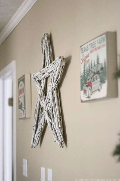 Winter Decorating Idea by http://thefreshexchange.com/diy-simple-holiday-wreath/ - Shutterfly.com