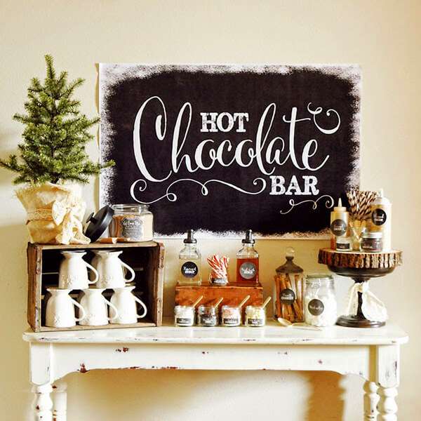 Winter Decorating Idea by http://julieblanner.com/winter-decorations/ - Shutterfly.com