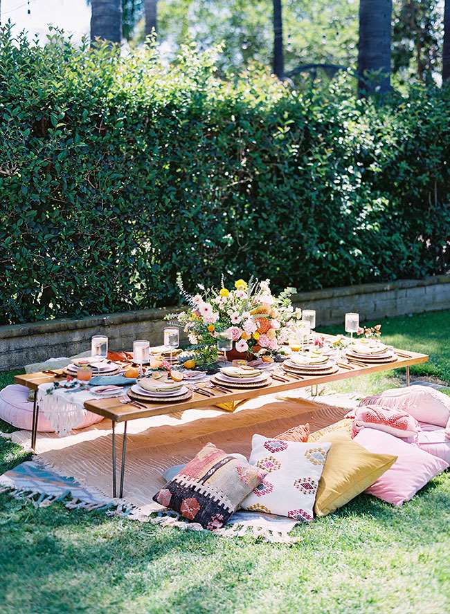 Boho Fiesta Dinner Party Inspiration - Lấy cảm hứng từ điều này