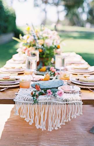 Boho Fiesta Dinner Party Inspiration - Lấy cảm hứng từ điều này