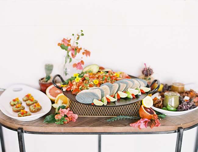 Boho Fiesta Dinner Party Inspiration - Lấy cảm hứng từ điều này