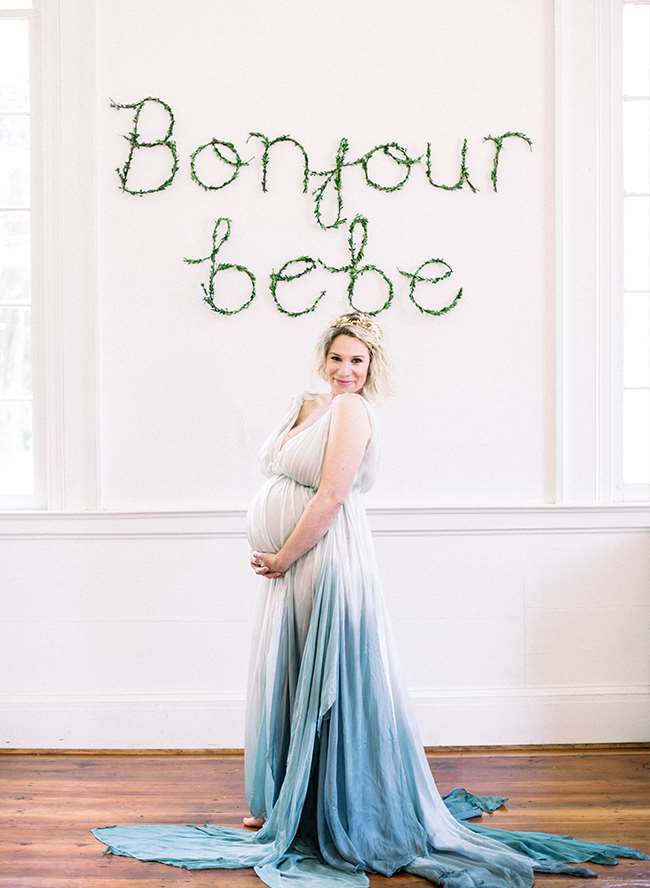 Hình ảnh thai sản lấy cảm hứng từ Pháp