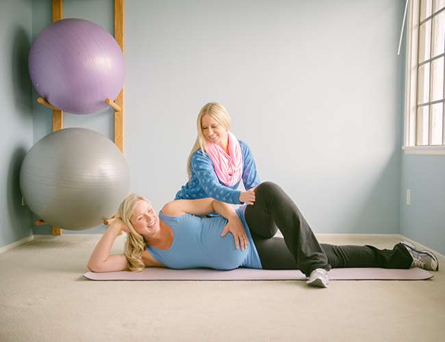 3 bài tập thể dục trước khi sinh an toàn cho cả mẹ và bé