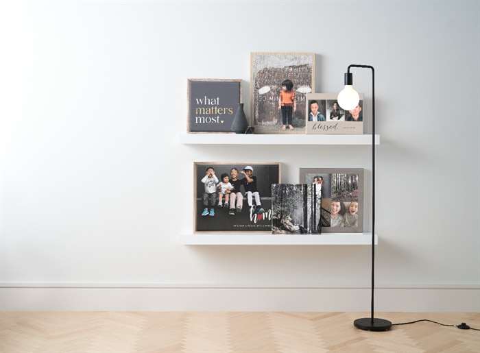 displaying canvas prints on shelves