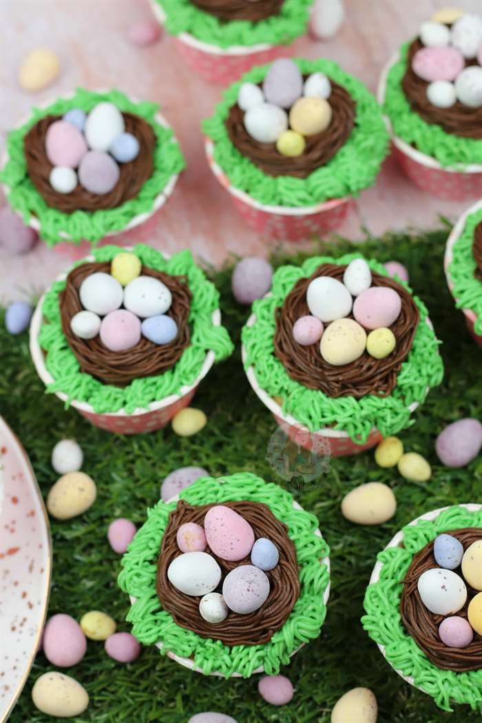 Banh Cupcakes cua Easter Nest